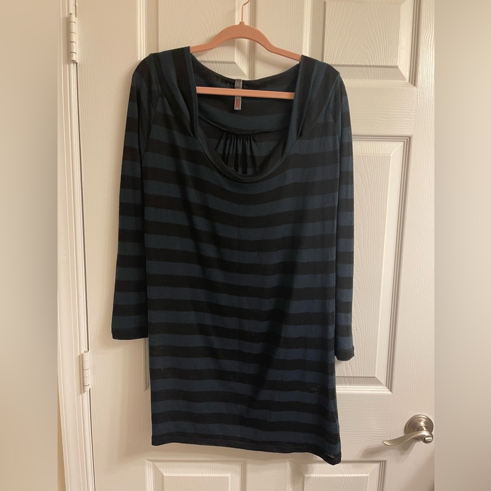 French Striped Long-Sleeve Scoop Neck Tunic Dress - Black & Navy
